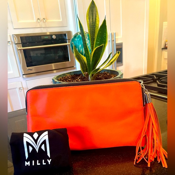 $250 MILLY Neon Tweed Tassel Clutch. Gorgeous and in perfect condition! - Picture 3 of 4